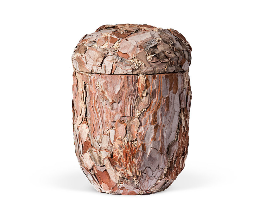 Naturstoffurne, Kiefer Rinde Rinde in Handarbeit aufgebracht