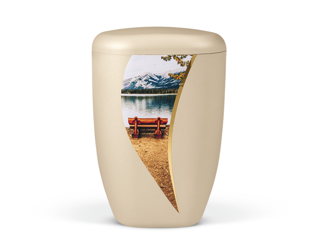 Naturstoffurne, Perlbeige, Vertikal geschwungenes Dekorband, Motiv: Bergsee