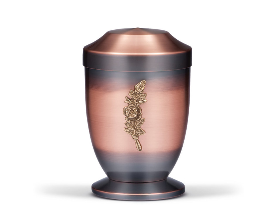 Kupferurne, Altkupfer, Rosenbund u. Sockel