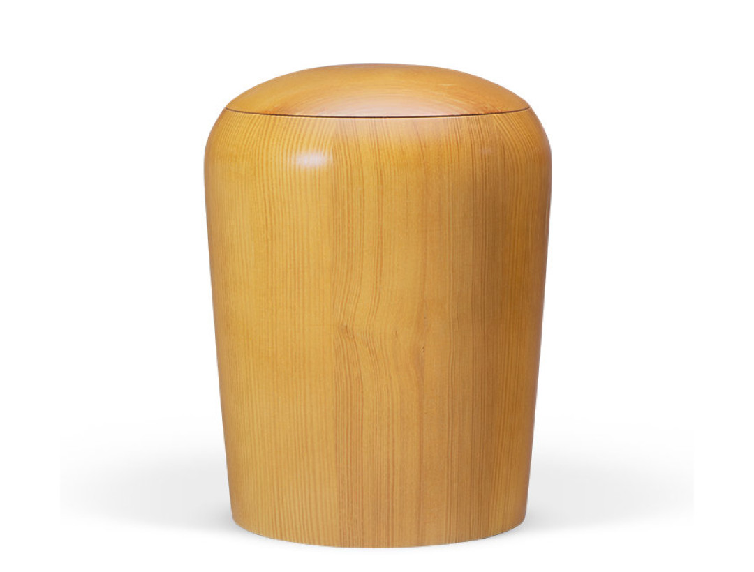 Holzurne Kiefer Honigfarbig gebeizt gedrechselt