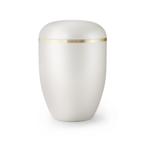 Die Urne der Edition Xenon ist in perlmuttfarbener Ausführung mit einer gebürsteten Goldband-Applikation und hat eine ovale, sanft geschwungene Form.