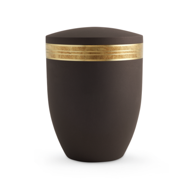 Die Urne der Edition Krypta ist in einem matten, dunklen Braun gehalten und hat einen altgoldenen Dekorstreifen, der die elegante Form betont.
