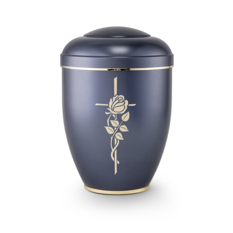 Die Urne aus der Edition Creatio ist in perlmutt mitternachtsblau gehalten, hat einen polierten Fuß und zeigt ein goldfarbenes Kreuz mit einer Rose.