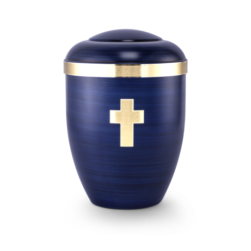 Die handbemalte Urne in Blau hat eine gebürstete Oberfläche, ein goldenes Band und ein Kreuz, und zeigt eine Gesamtansicht des Produkts.