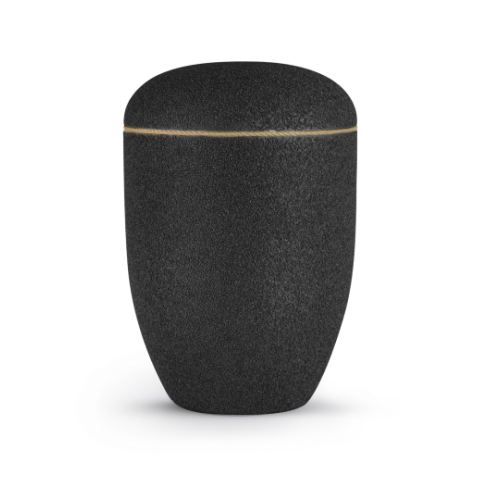 Die Urne der Edition Rocka ist sandbeschichtet, hat eine velvet schwarze Farbe, eine ovale Form und ist mit einer goldenen Linie verziert.