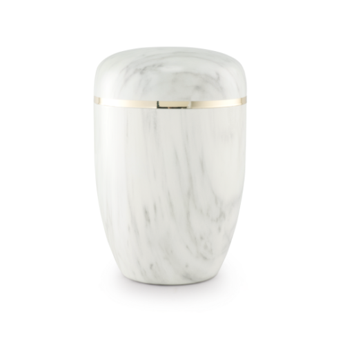 Die Urne aus Stahl ist Carrara-weiß marmoriert, hat eine ovale Form und ist mit einem goldenen Streifen verziert; es handelt sich um eine Gesamtansicht.