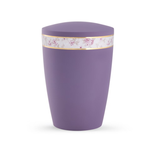 Eine lila Urne mit Soft-Touch-Oberfläche, verziert mit einem blumigen Band und goldener Linie, in einer Gesamtansicht.