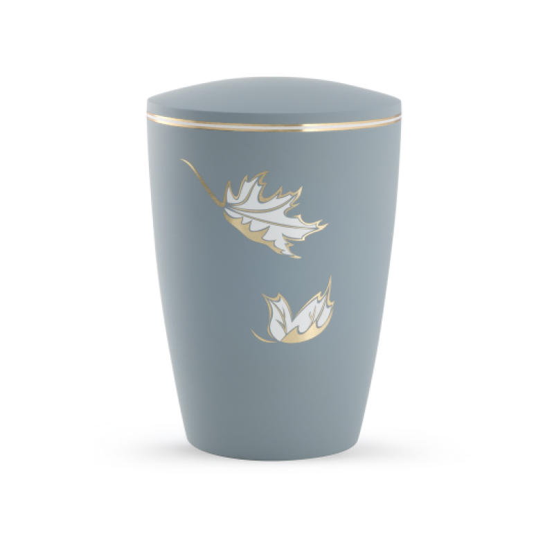 Eine graue Urne aus der Edition Pastell mit Soft-Touch-Oberfläche, verziert mit goldenen Blättern, in einer Gesamtansicht.