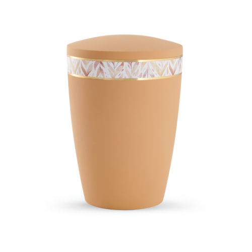 Die orange Urne aus der Edition Pastell hat eine Soft-Touch-Oberfläche und ist mit einem blattförmigen, schimmernden Band verziert.