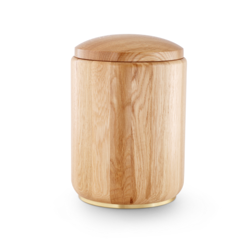 Urne aus Eiche natur mit glatter, glänzender Oberfläche, zylindrischer Form und abgerundetem Deckel, Gesamtansicht ohne Dekoration.