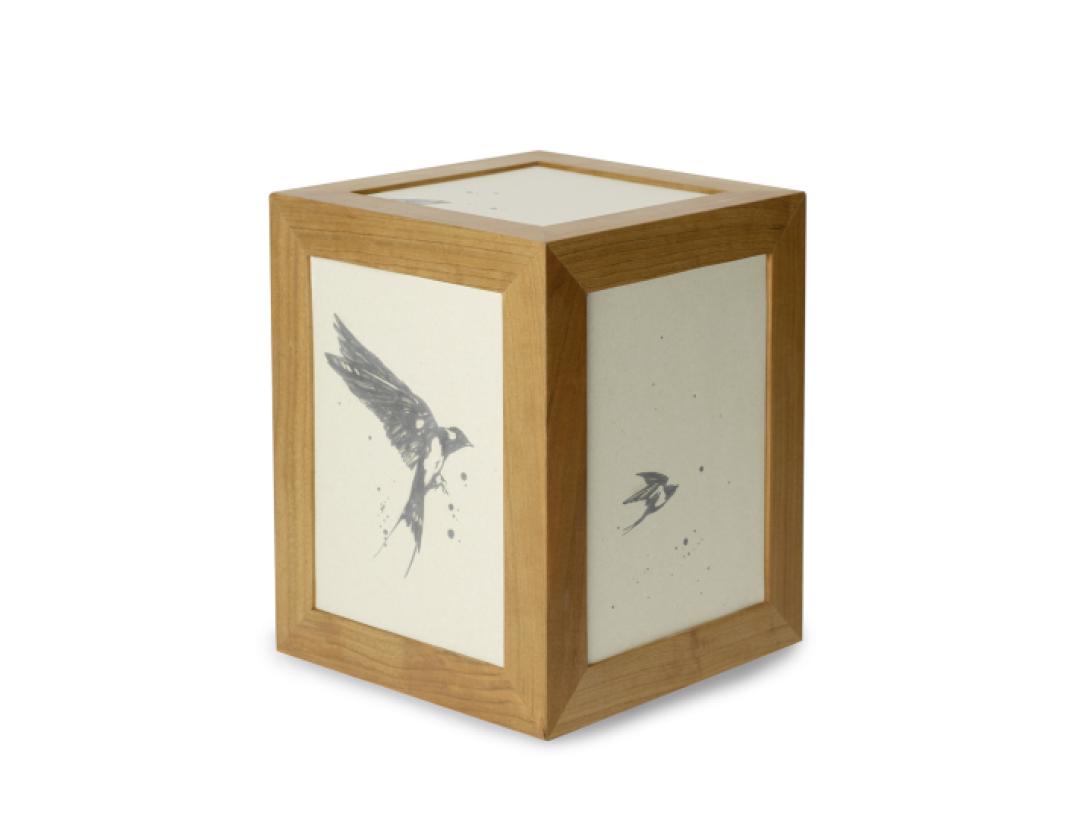 Edition Arca, Kirschholz, Papyrusmotive, Schwalben Edition Arca, Kirschholz, Papyrusmotive, Schwalben