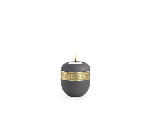 Edition Krypta, Samton Anthrazit, mattgoldenes Mäanderdkor altgolden eingefasst, Gedenklicht