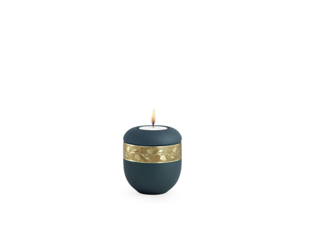 Edition Krypta, velvet Petrol, mattgoldenes Blätterdekor altgolden eingefasst, Gedenklicht Edition Krypta, velvet Petrol, mattgoldenes Blätterdekor altgolden eingefasst, Gedenklicht