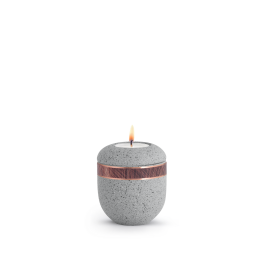 Gedenklicht Edition Rocka, Steinoptik, betongrau, zweifarbiges Band Kupfer