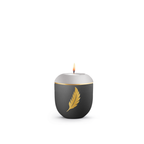Edition Plumea, Schwarz/Silbergrau, goldene Feder, Gedenklicht