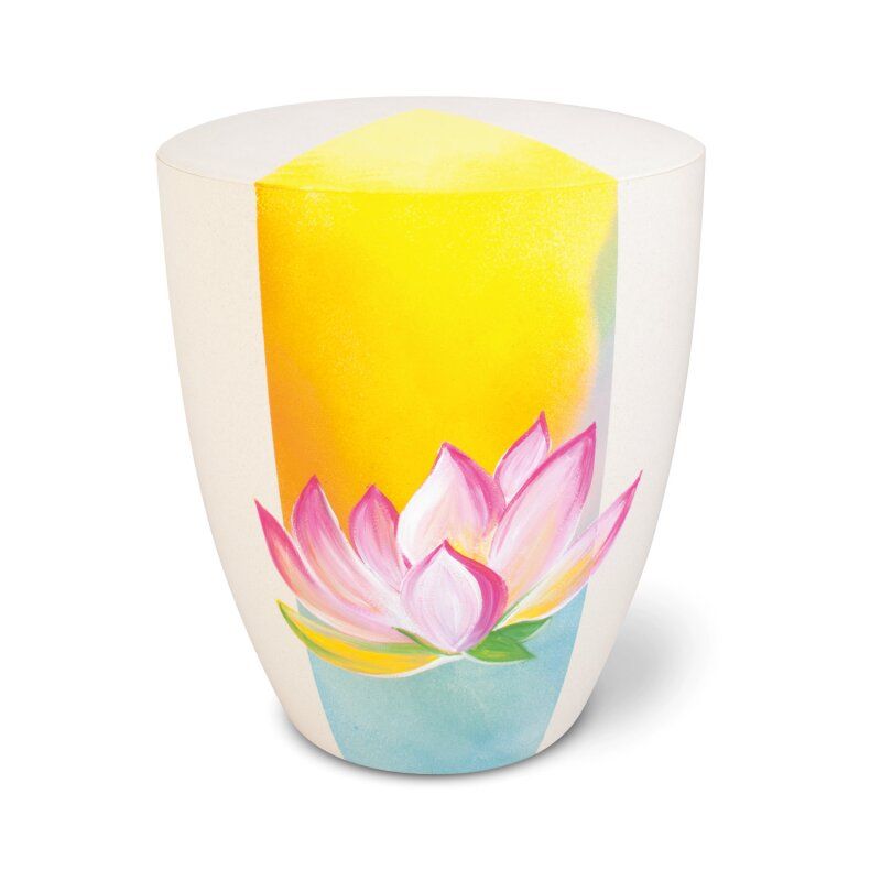 Genesis Lotus im Licht