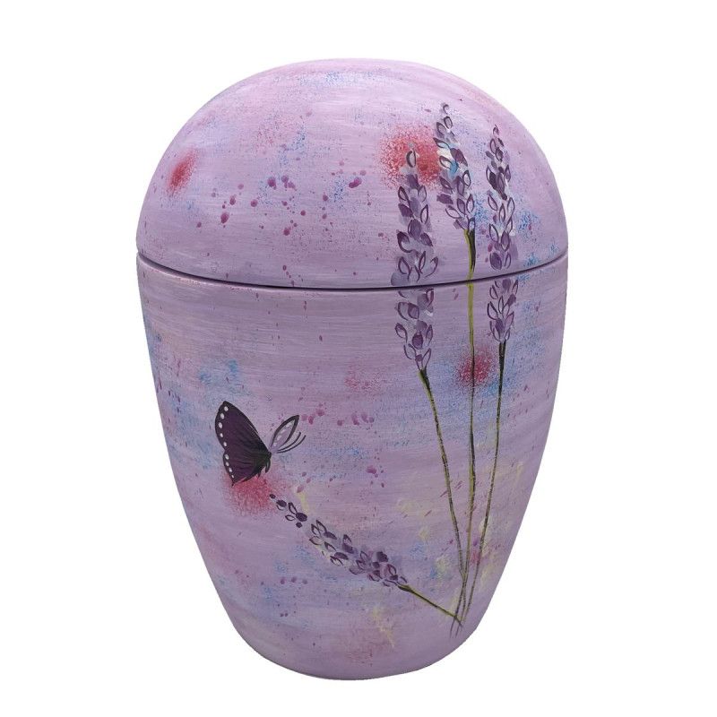 Die lila Urne aus Keramik hat eine ovale Form, ist mit Lavendelmotiven und einem Schmetterling verziert und zeigt eine sanfte, pastellfarbene Oberfläche.