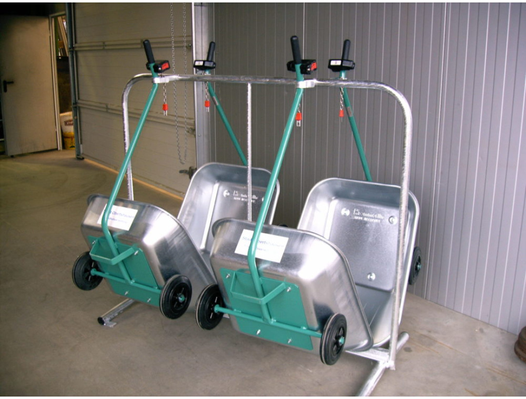 Pfandstation mit 4 Wagen