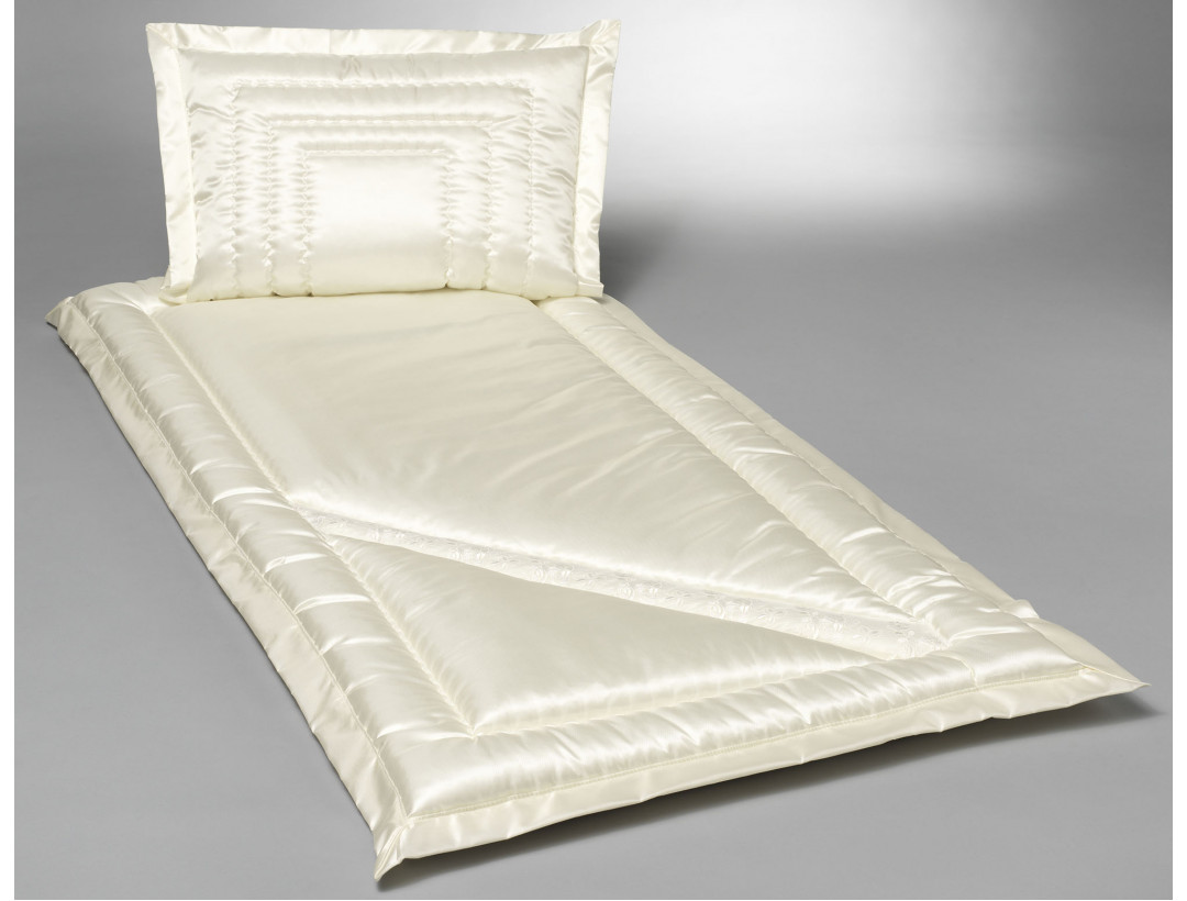 Glanzseide creme mit Organza quer