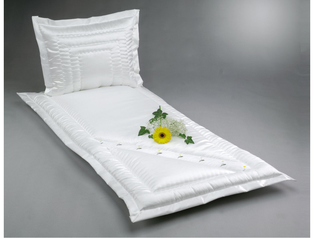 Serge mit Organza Margerite