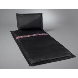 Deckengarnitur aus schwarzem Serge mit Zierband „Napels“