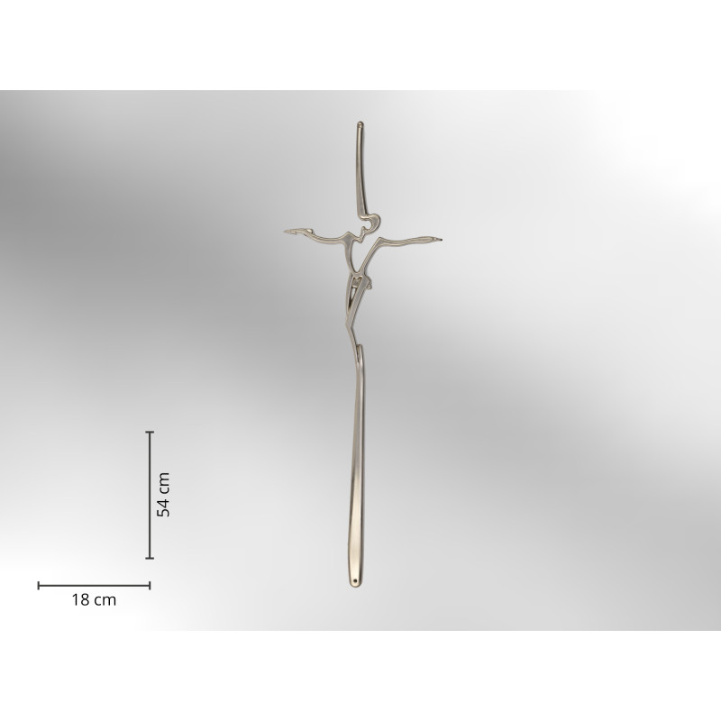 Sargkreuz aus silber glänzendem Metall in moderner Form, mit einer Höhe von 54 cm und einer Breite von 18 cm, Gesamtansicht.