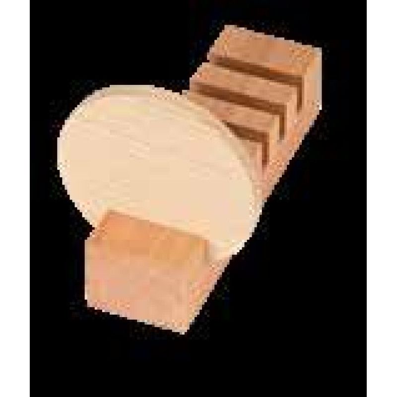 Der Element-Halter aus hellem Holz hat eine runde, flache Oberseite und eine rechteckige Basis mit vier vertikalen Einschnitten für die Element-Urne.