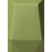 Die Papierurne in grün aus Recycling-Kartonage hat eine geometrische Form mit einer matten Oberfläche und zeigt eine Detailansicht der Struktur.